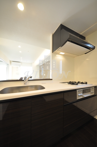 キッチン　写真は別タイプとなります。