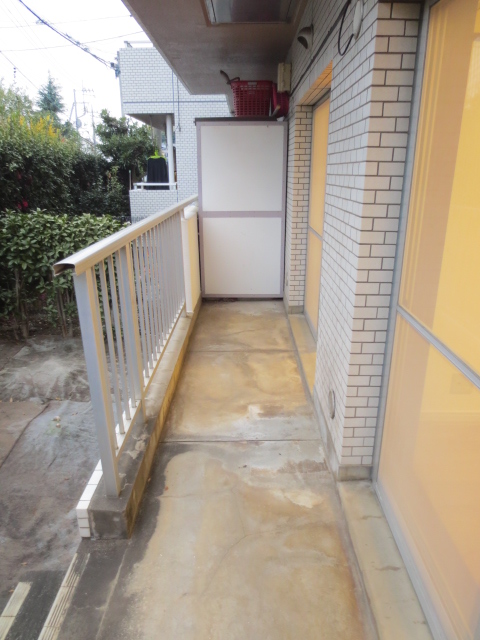 バルコニー　別の部屋の写真です