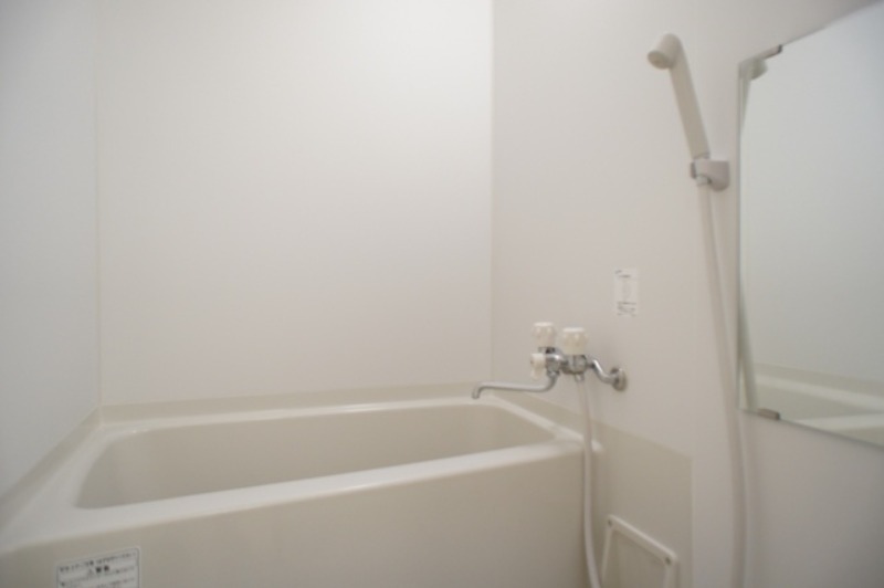 バス・シャワールーム　図面と現状に相違がある場合には現状を優先