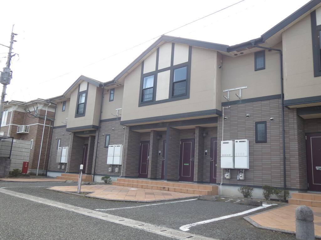 サン平塚B棟