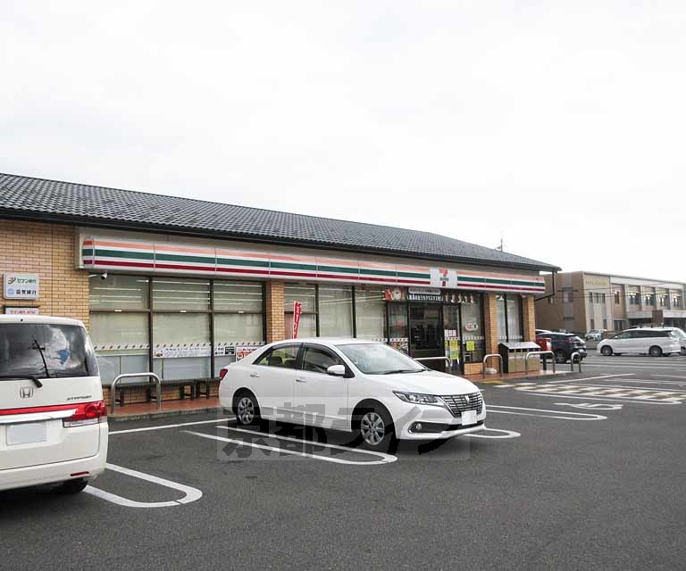 コンビニ　セブンイレブン 大津おごとマリーナ店（コンビニ）まで351m