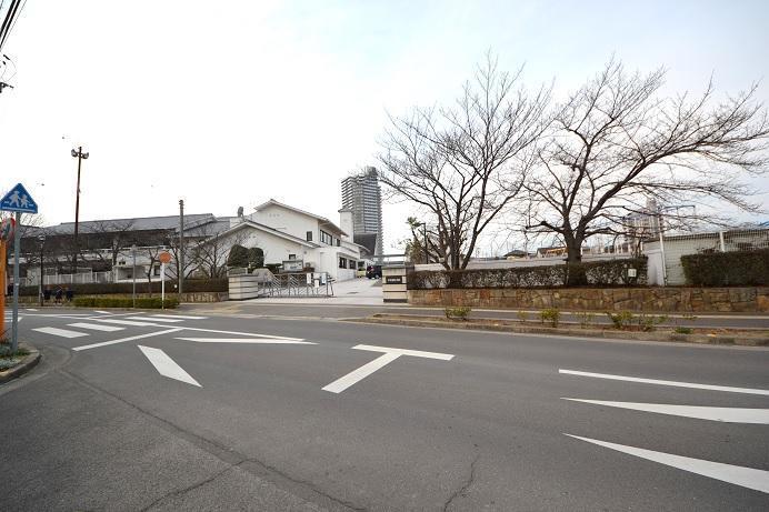 小学校　宇多津北小学校（小学校）まで600m