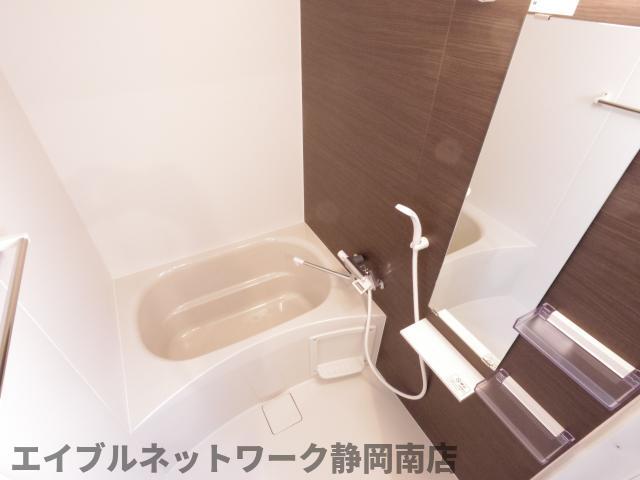 バス・シャワールーム　同イメージ