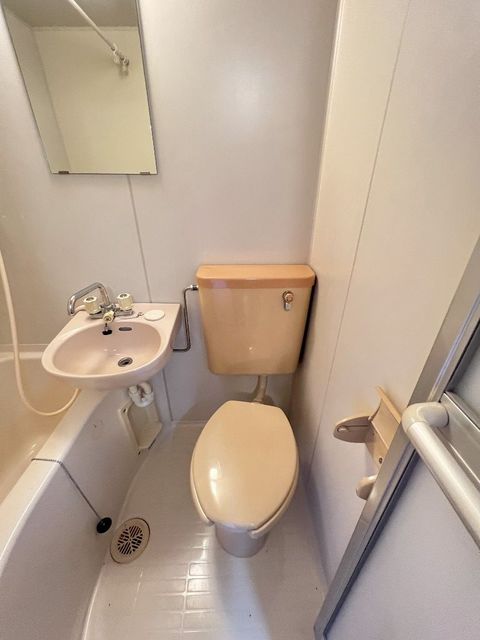 【茨木市大住町のマンションのトイレ】