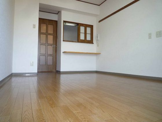 居室・リビング　※別号室の写真です