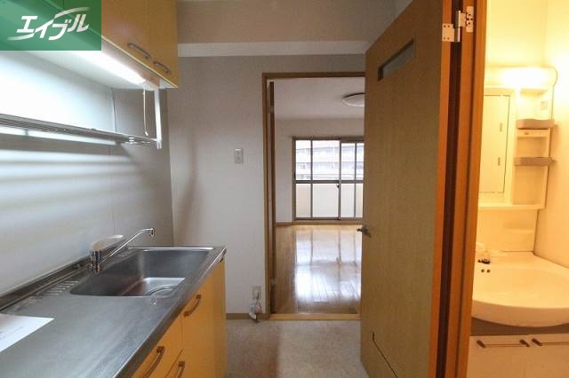 キッチン　キッチンスペース