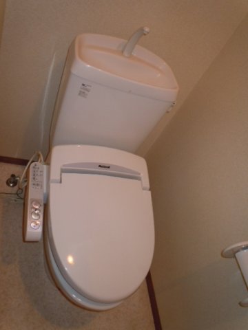トイレ　シンプルで使いやすいトイレです