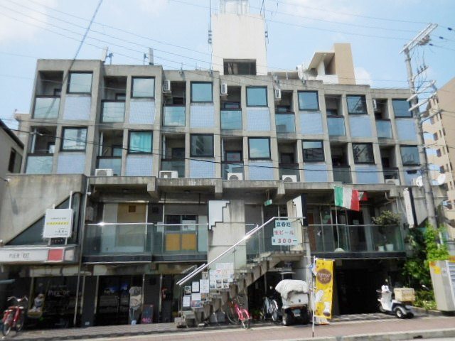 尼崎市東塚口町のマンションの建物外観