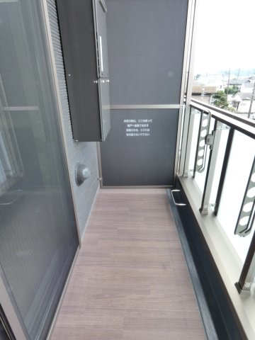 バルコニー　広々としたバルコニーです