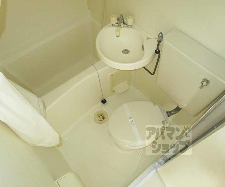 トイレ　２０２号室の写真です。