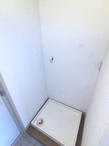 その他　室内洗濯機置き場です