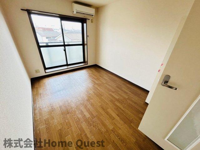 リバーサイド金岡II番館の居間写真