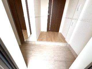 玄関　玄関（イメージ）