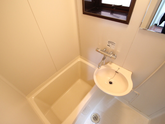 バス・シャワールーム　※別部屋参照※