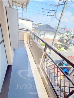 【川口市芝中田のマンションのバルコニー】