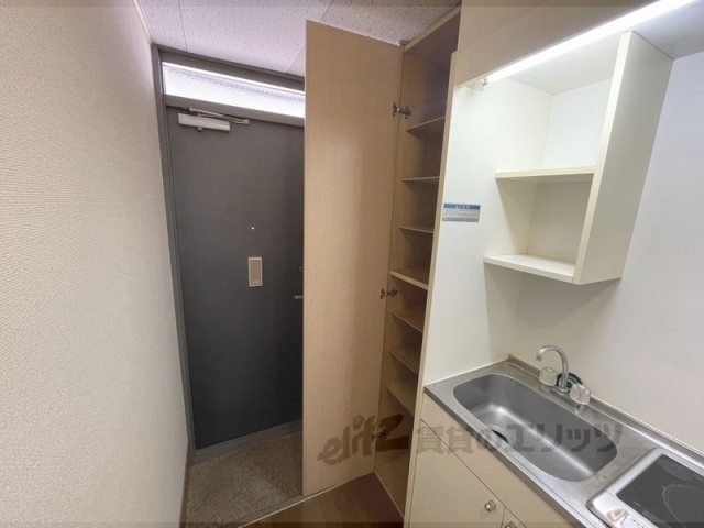 居室・リビング　洋室