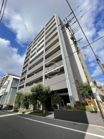 【大阪市港区波除のマンションの建物外観】