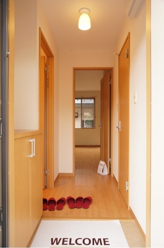 玄関　図面と現状に相違がある場合には現状を優先