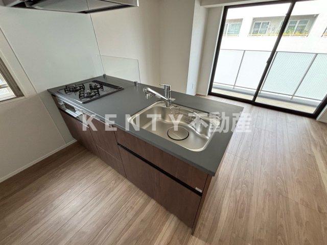 キッチン　キッチンでお料理をお楽しみください