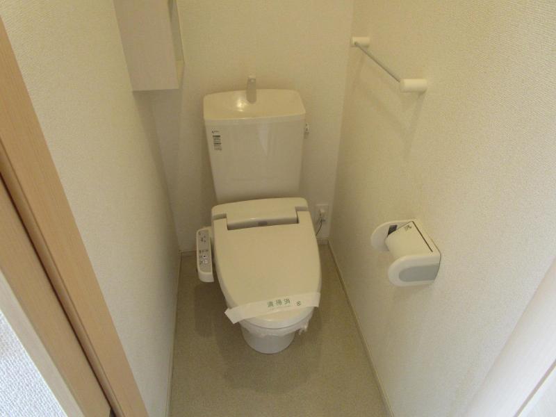 メゾン・オーブ IIIのトイレ写真