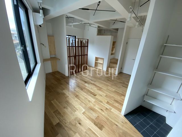 居室・リビング　リビング