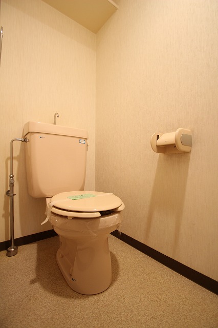 トイレ　同物件別室です。