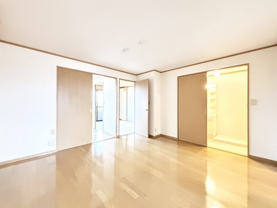 居室・リビング　リビング