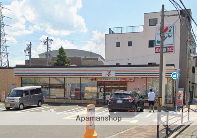 コンビニ　セブンイレブン（コンビニ）まで428m