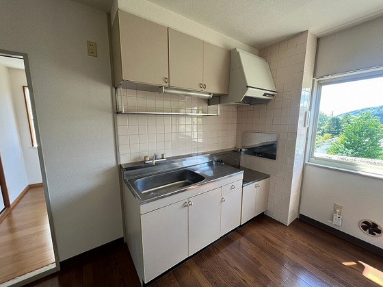 キッチン　※別部屋の写真です