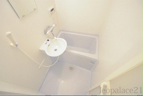 バス・シャワールーム　備品や設備仕様は号室等により異なります現地をご確認下さい。