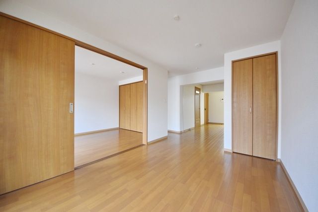 居室・リビング　★賃貸物件のお問い合わせはタウンハウジング登戸店まで★