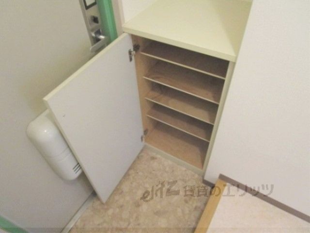 その他設備　下駄箱