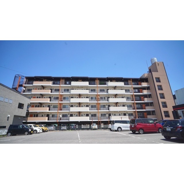 建物外観　建物外観