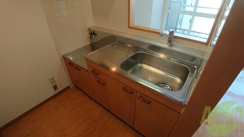 キッチン　キッチンはスペースも広々していて使いやすそうですよ！