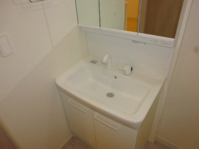 洗面設備　洗髪洗面化粧台