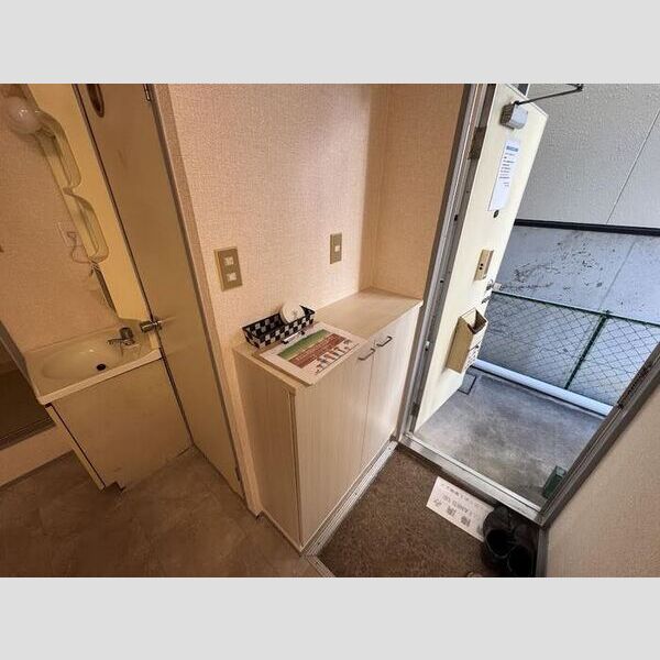 玄関　シューズボックス