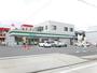 コンビニ　ファミリーマート（コンビニ）まで570m