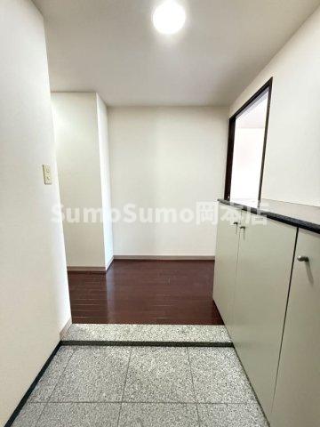 玄関　シンプルで使いやすい玄関です