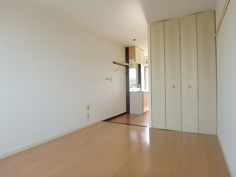 居室・リビング　図面と現状に相違がある場合には現状を優先