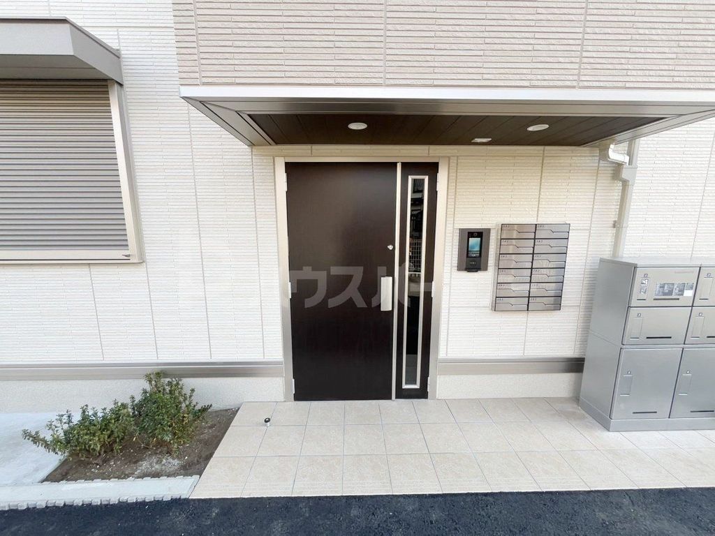 エントランス　エントランス