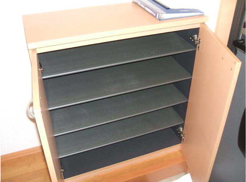 玄関　落ち着いた玄関です