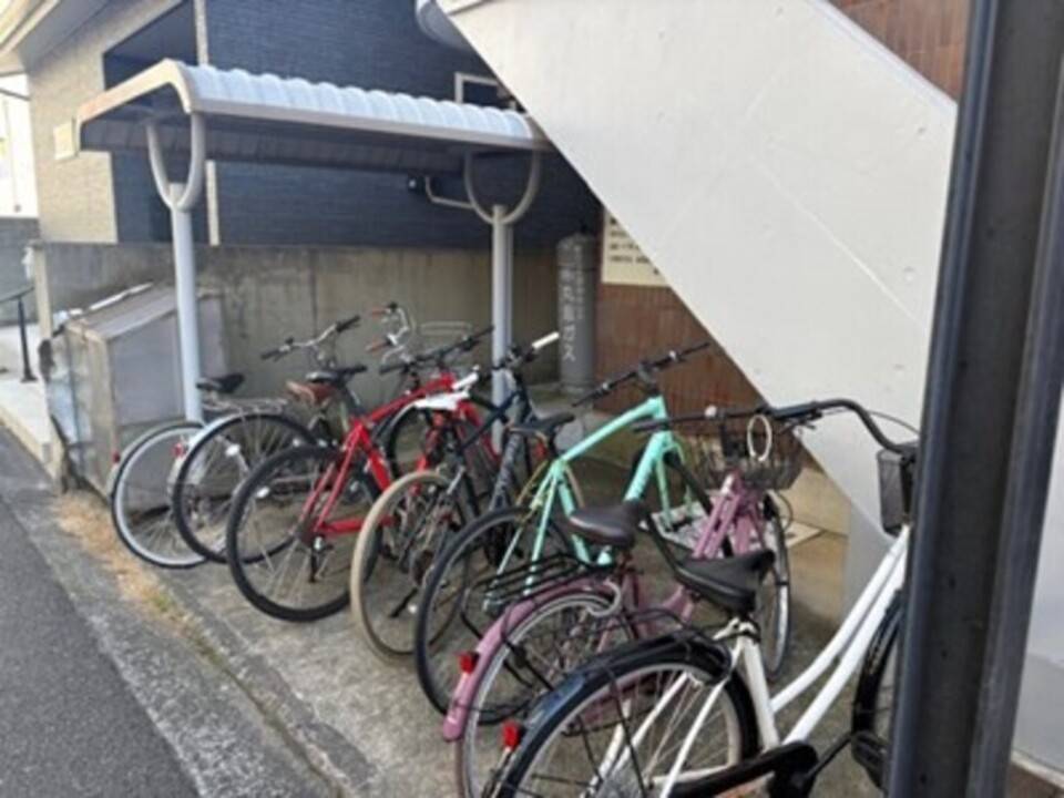 駐車場　駐輪場