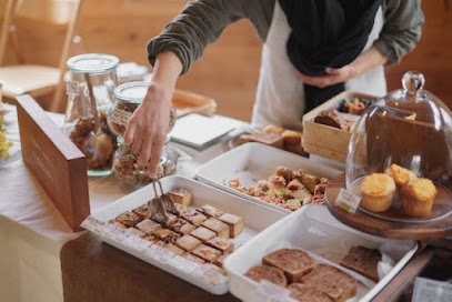 飲食店　たねのおやつ(工房)（飲食店）まで539m