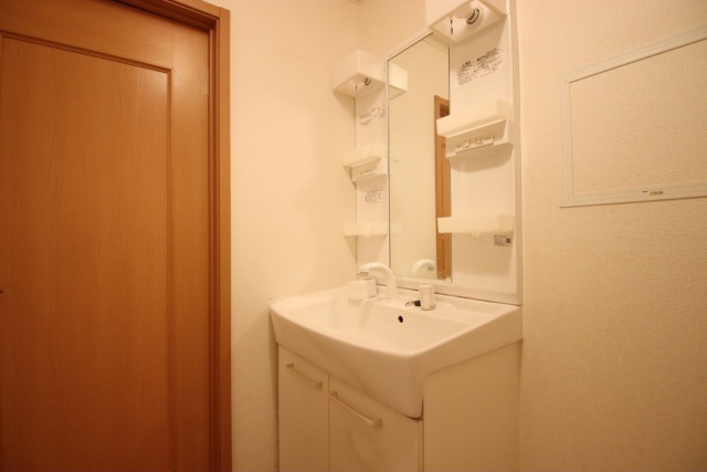 洗面設備　※別室の参考写真の為、現況優先です。