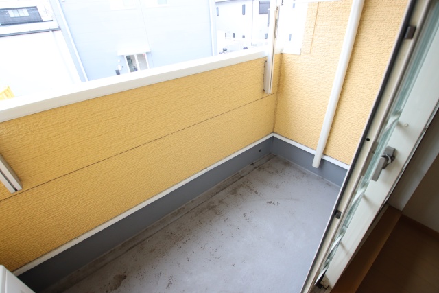 バルコニー　※別室の参考写真の為、現況優先です。