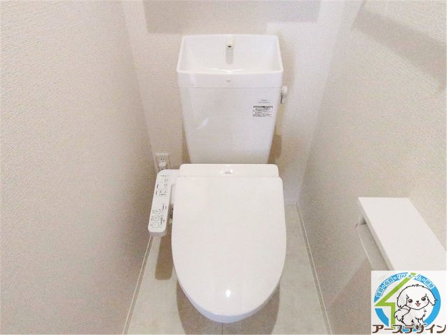 トイレ　パース写真