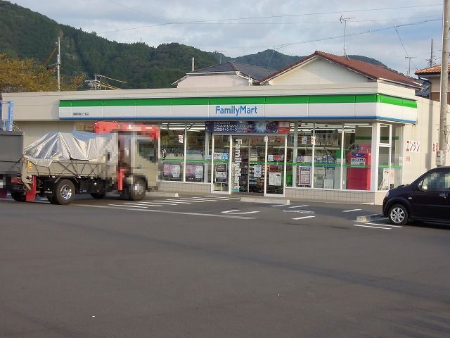 コンビニ　ファミリーマート静岡羽鳥6丁目（コンビニ）まで400m