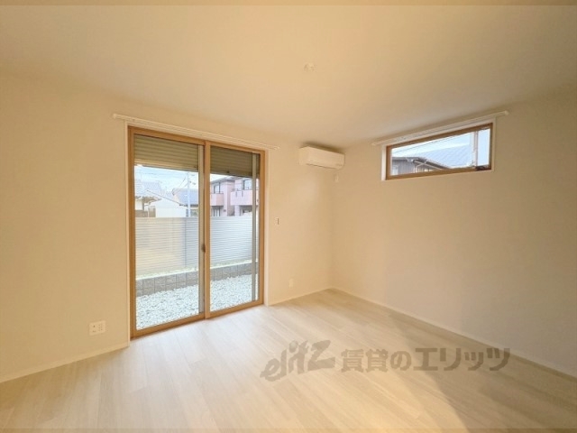 居室・リビング　洋室