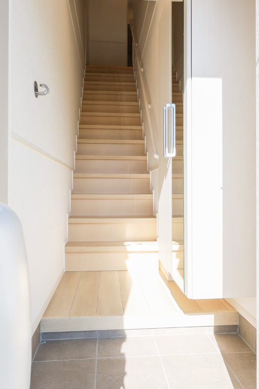 玄関　図面と現状に相違がある場合には現状を優先