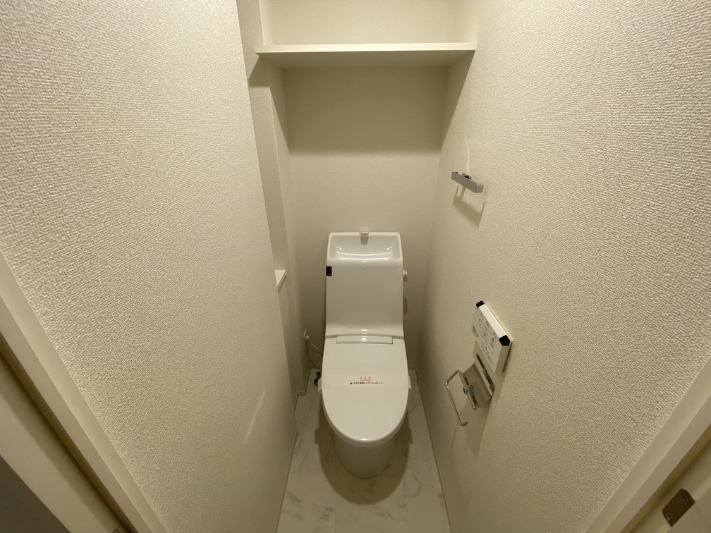 トイレ　■参考資料画像